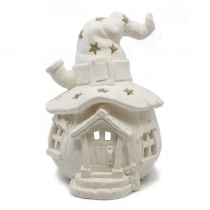 GAR 5381 Witches Lair Lantern